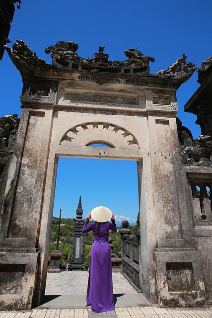 Free Khai Dinh Hue photo and picture