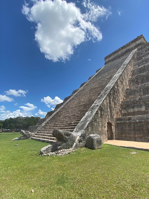 Free Pyramid Mexico photo and picture