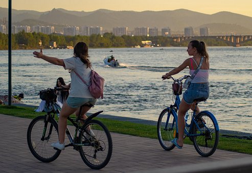 Rio, Garotas, Pôr Do Sol, Bicicleta
