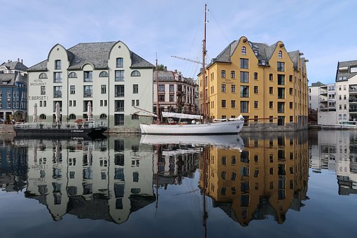 Free Buildings Skyline photo and picture