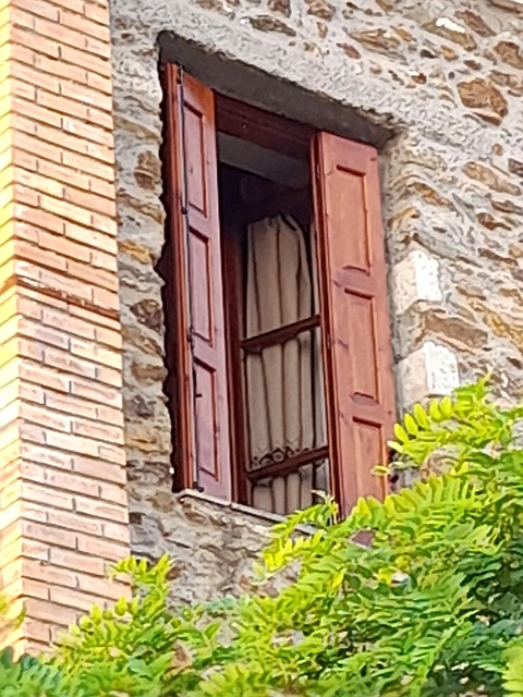 Free Window Home photo and picture