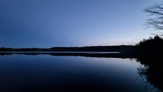 Free Dusk Lake photo and picture