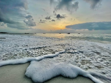 Free Sunrise Beach photo and picture