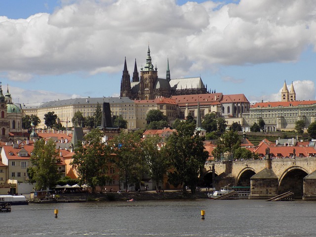 Tsjechië, Europa, Toerisme, Rivier, Stad