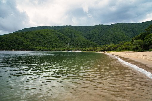 Free Beach Colombia photo and picture