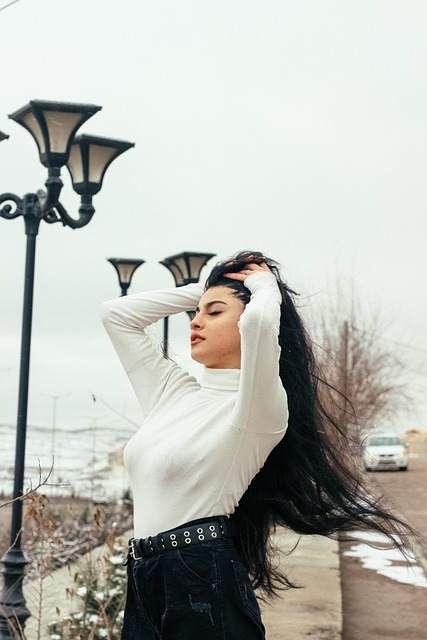 Free Woman Model photo and picture