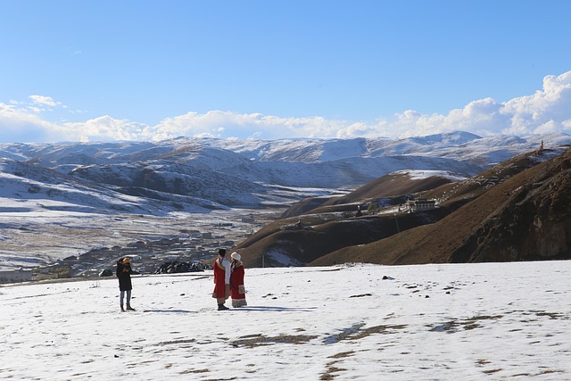 Free West Sichuan Snow Mountain photo and picture