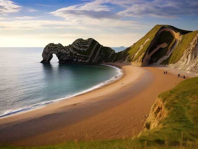 Free durdle door dorset famous stone arch illustration