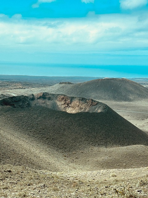 Free Mountains Of Fire Lanzarote photo and picture