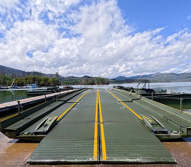 Free Whiskey Town Lake Redding California photo and picture