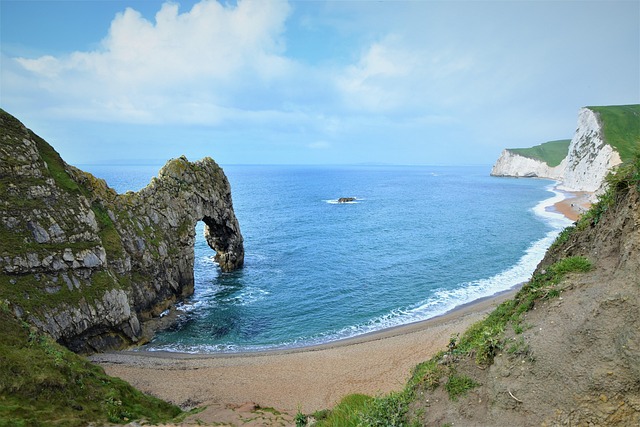 Free Coast Beach photo and picture