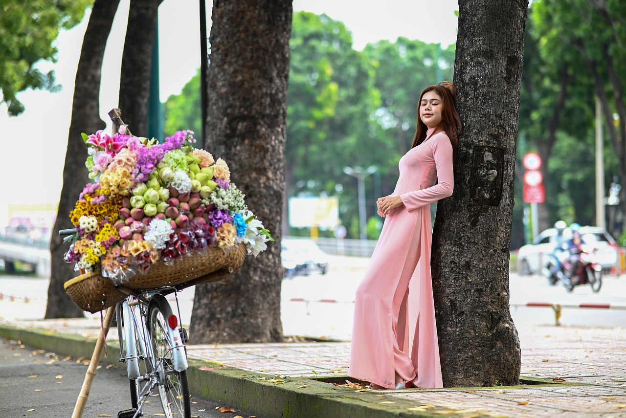 Robe Ao Dai Vietnamienne - Style Cheongsam Floral Élégant - Mariage, Fête, Soirée - Taille Standard