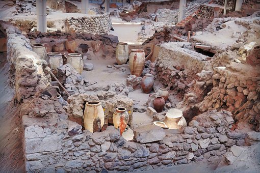 Free Akrotiri Santorini photo and picture