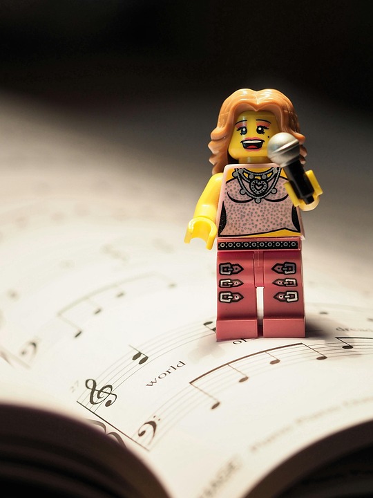 Singer Figure Singer Pop Star Mini Figure - Free photo on Pixabay - Pixabay