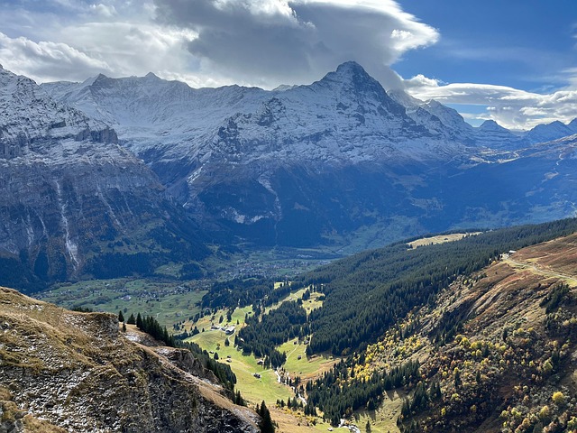 Free Mountains Snow photo and picture
