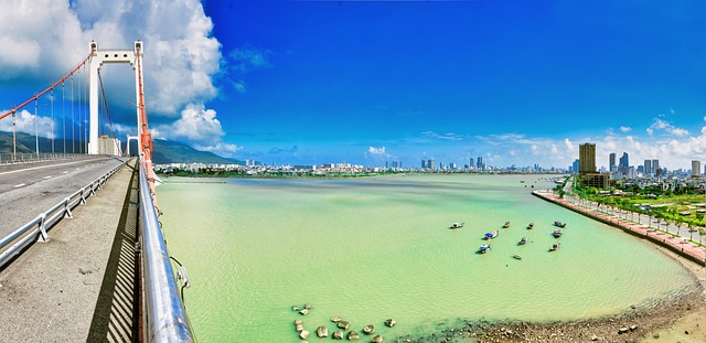 Free Thuan Phuoc Bridge photo and picture