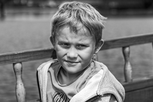 Jongen, Buitenshuis, Portret
