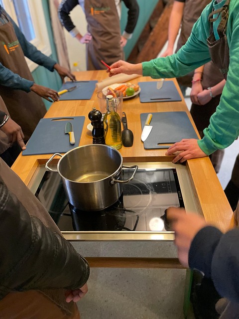 Free Cooking Kitchen photo and picture