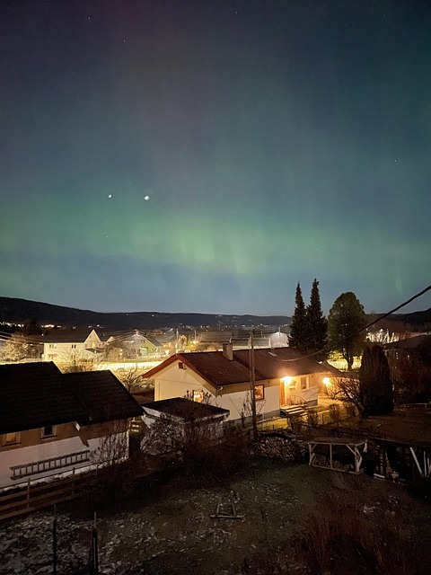 Free Light Northern Lights photo and picture