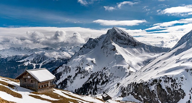 Free ai generated hut mountains illustration
