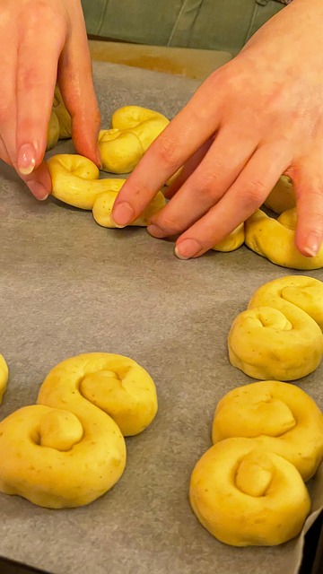 Free Baking Bake photo and picture