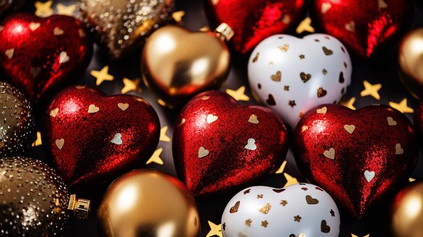 Free Christmas Hearts illustration and picture