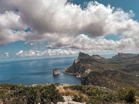 Free Spanish Mallorca photo and picture