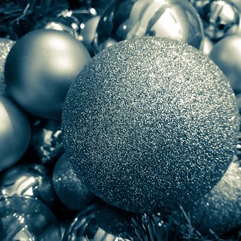 Free Christmas Christmas Tree Decorations photo and picture