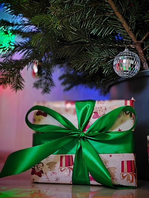 Free Gift Box photo and picture