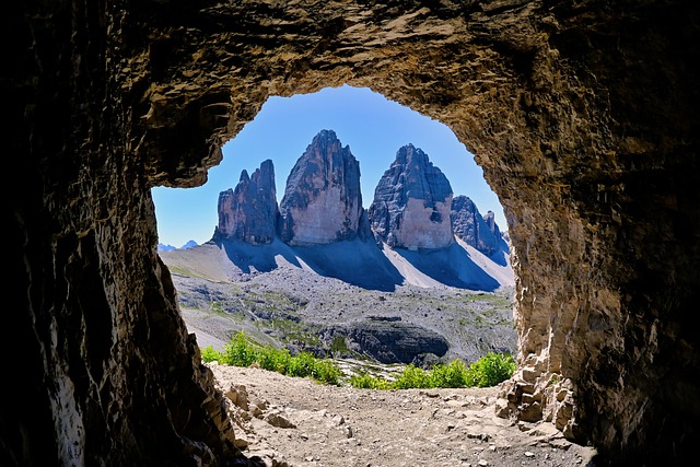 Free Mountains Landscape photo and picture