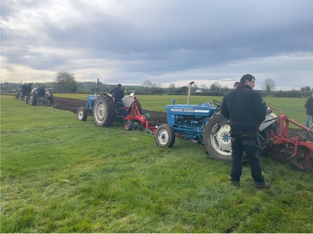Free Ploughing Match Ploughing photo and picture