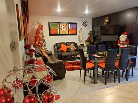 Free Christmas Decor photo and picture