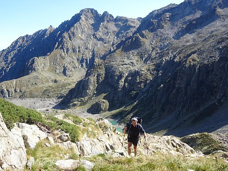 Rucksackreisen, Rucksack, Berge, Bergsee
