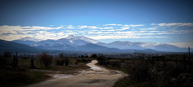 Free Moutains Landscape photo and picture