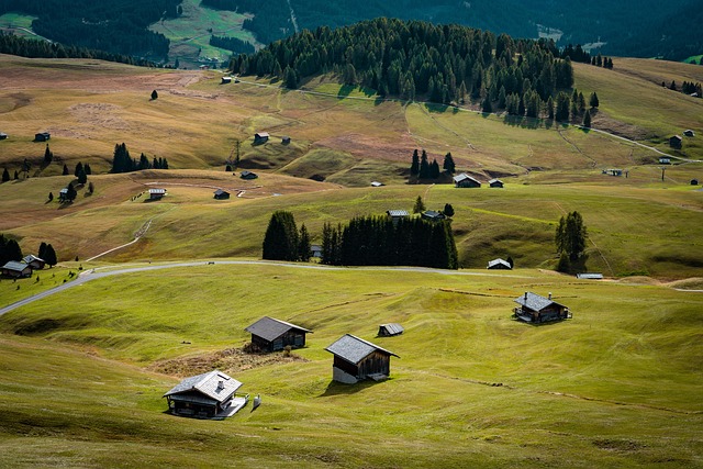South Tyrol Alpine Huts Landscape - Free photo on Pixabay
