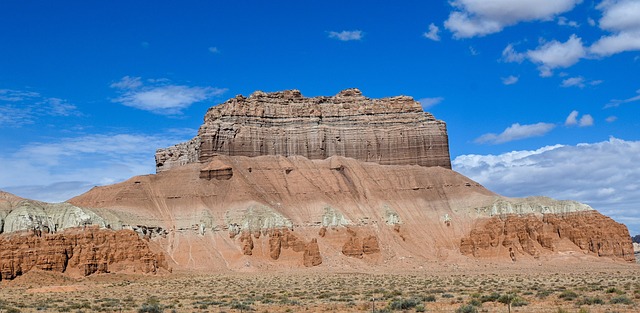 Free Mountains Valley photo and picture