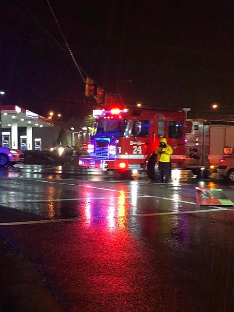 Free Emergency Vehicle Fire Truck photo and picture