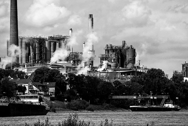Industrie, Raffinerie, Fluss