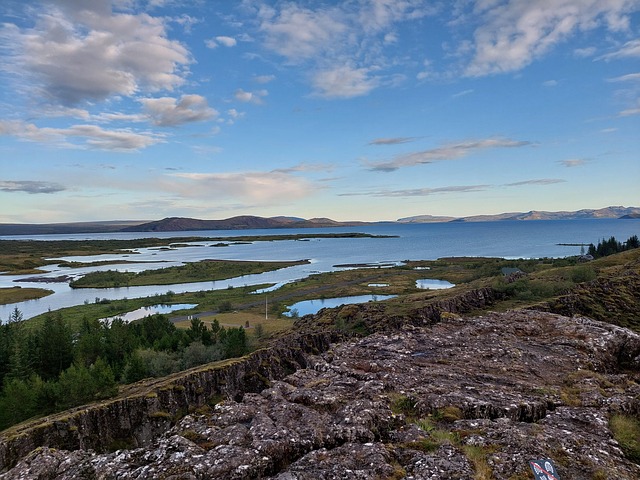 Free Iceland Lake photo and picture