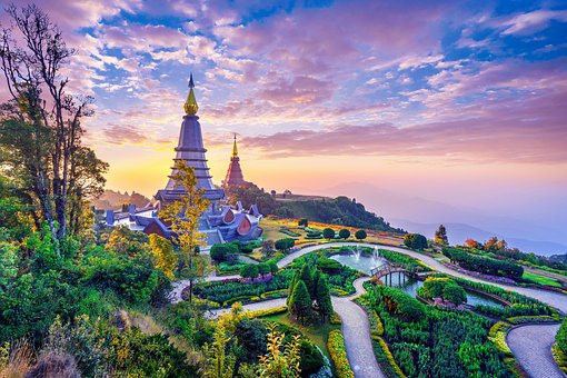 Nördliche, Berühmt, Wat, Stupa, Noppha