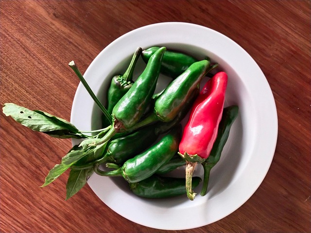 Free Chilli Pepper Green photo and picture