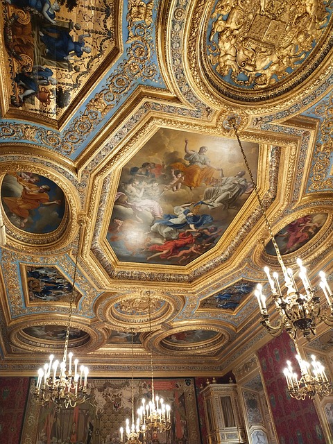 Free Ceiling Gilding photo and picture