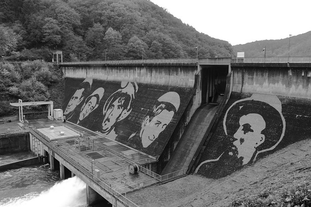 Free Dam Meatn photo and picture