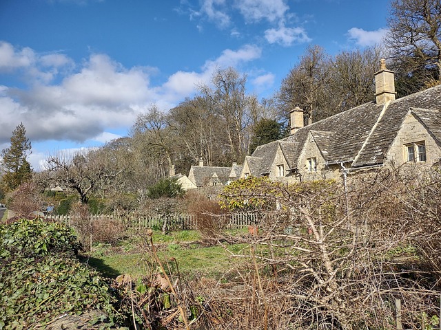 Free Cottages Hobbit photo and picture
