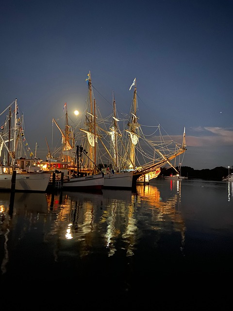 Barcos, Mar, Navegando, Barco A Vela