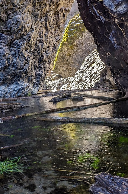 Free Boulders Reflection photo and picture
