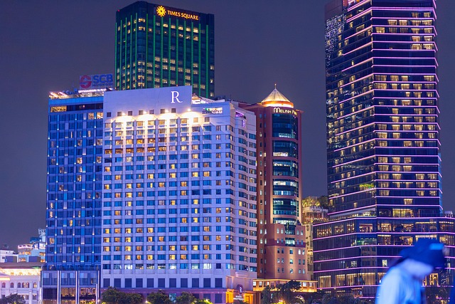 Free Carriages Night photo and picture