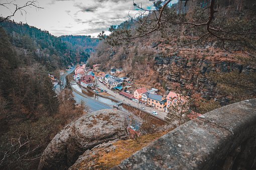Free Gorge Town photo and picture