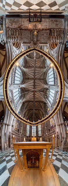 Free Lichfield Cathedral photo and picture