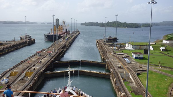 Free Gatun Lake photo and picture